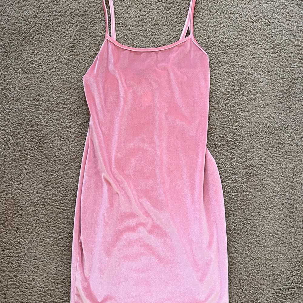Pretty Little thing dress size us 8 in amazing condition